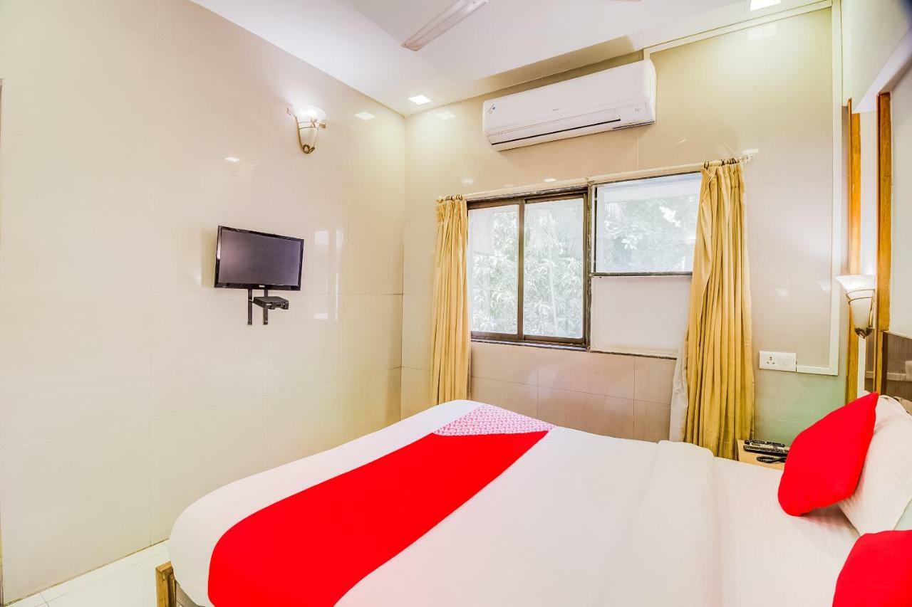 Oyo Flagship 19825 Hotel Panchratna Panvel Exteriör bild